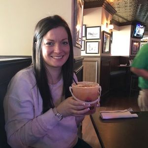 Meet your Posher, Noelle